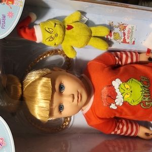 My life as Grinch Blonde hair and blue eyes doll